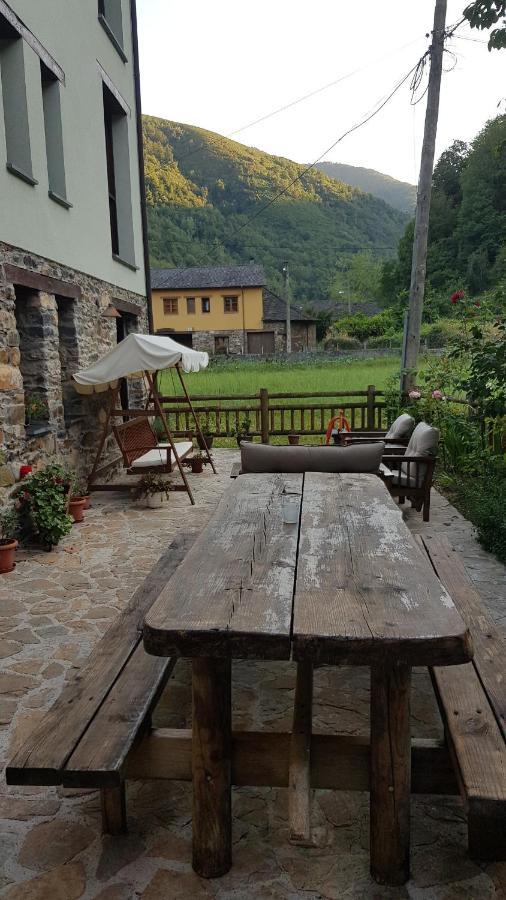 Casa Muniellos Cangas De Narcea Exterior foto